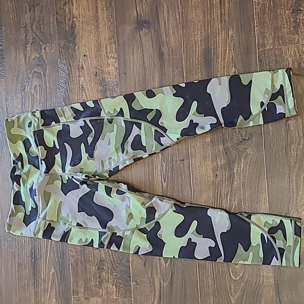 Zyia Leggings